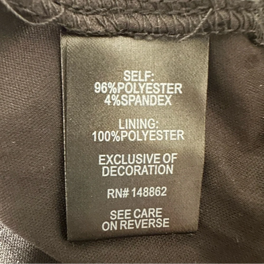 Torrid Black Peplum Sequin Sparkle V Neck Tank - Picture 4 of 4